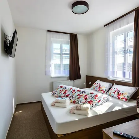 Mezna Guest house